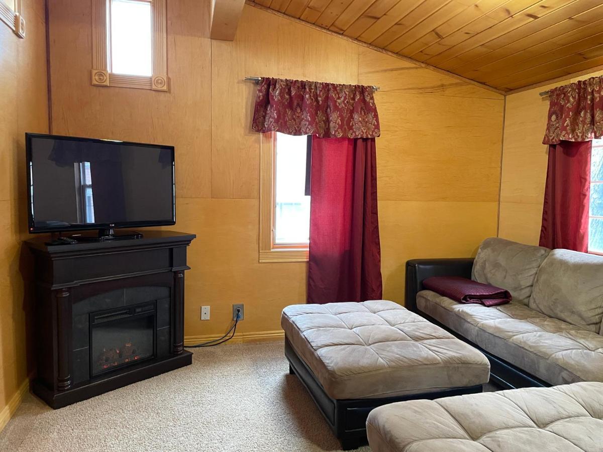 Luna Bed & Breakfast Grand Forks Esterno foto