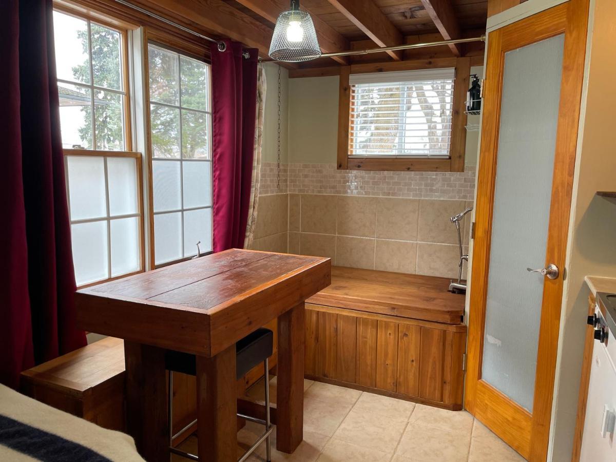 Luna Bed & Breakfast Grand Forks Esterno foto