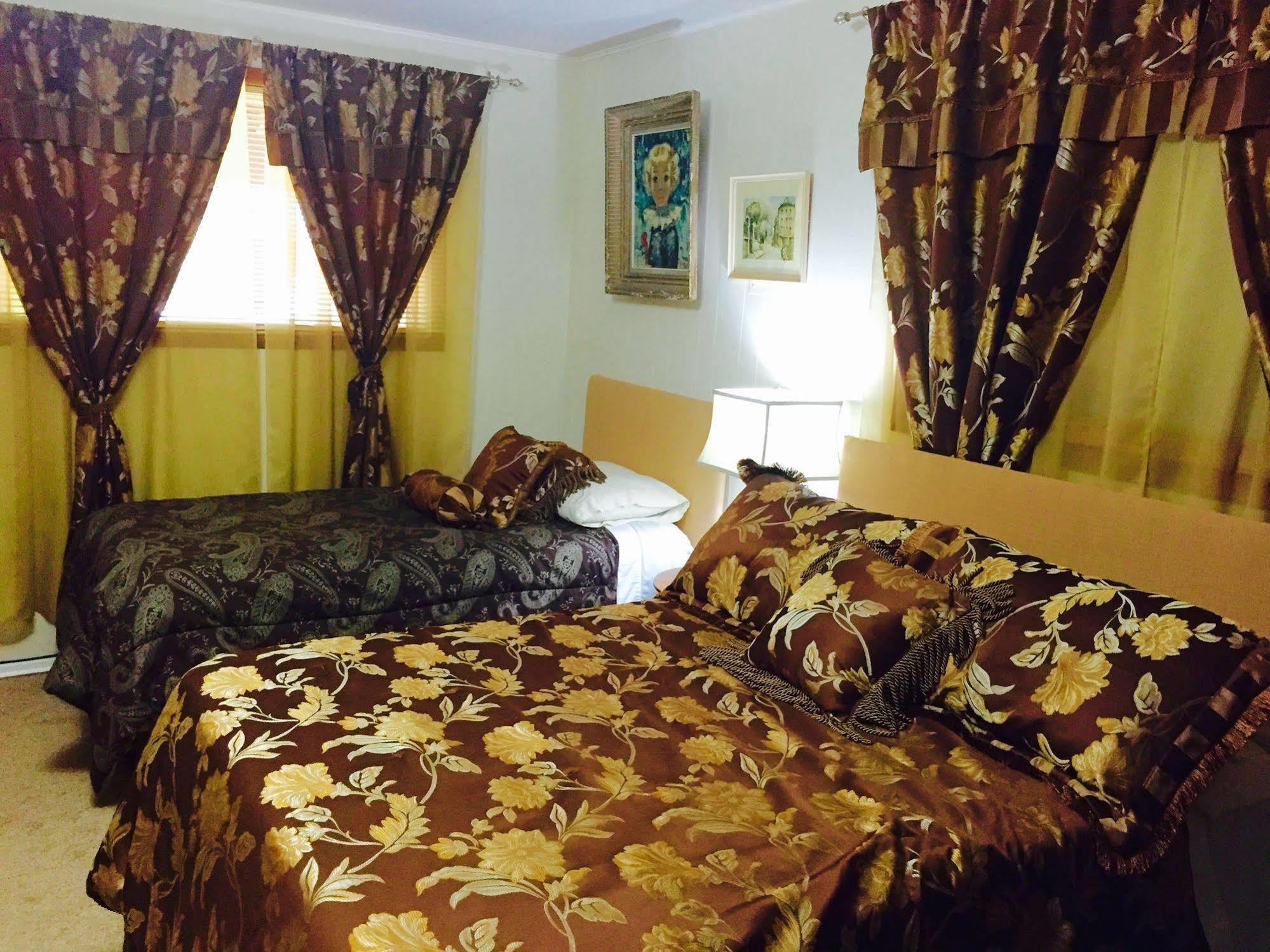 Luna Bed & Breakfast Grand Forks Esterno foto